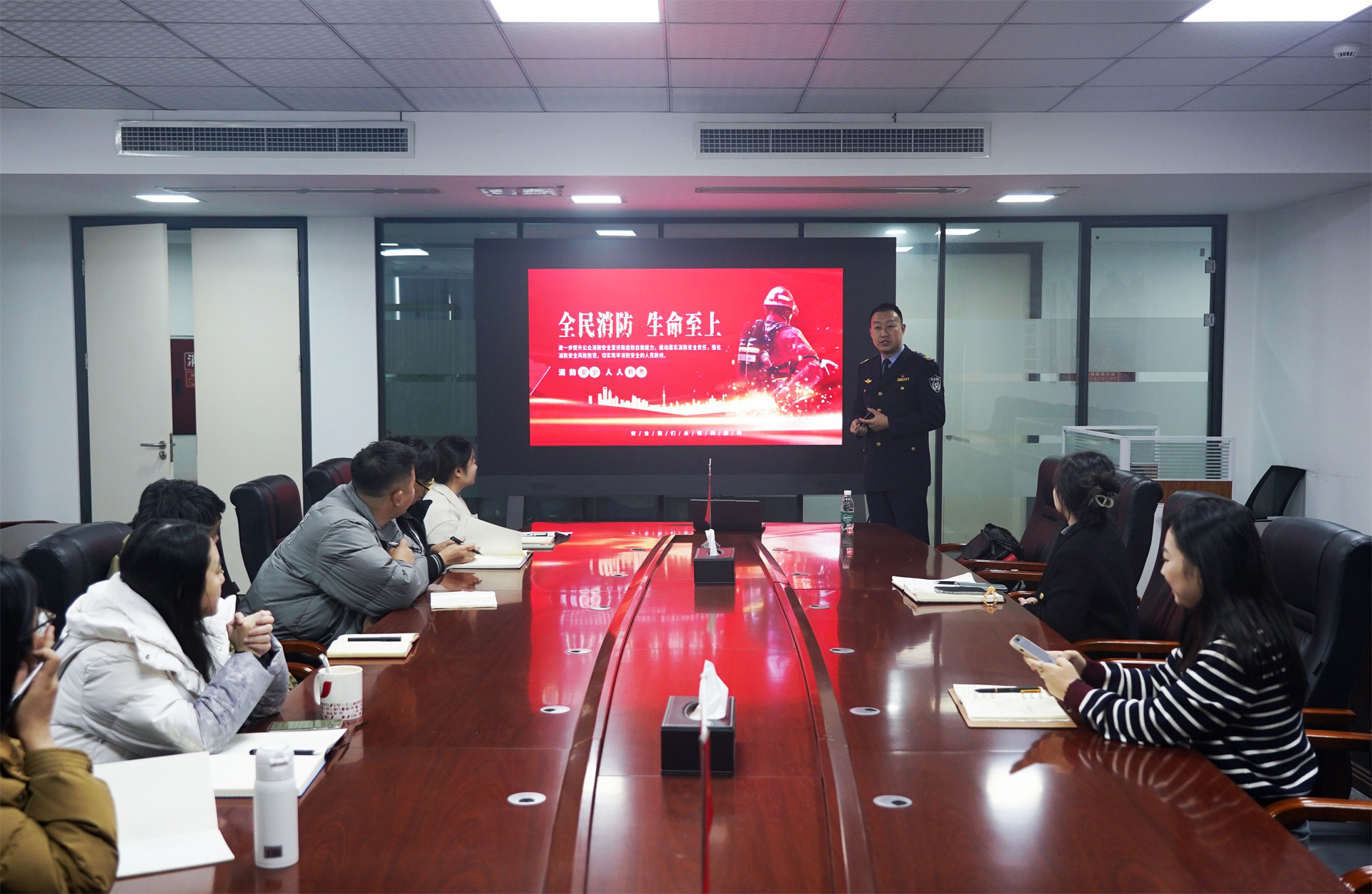 “全民消防，生命至上”-成都华禾职业技能培训学校2024年下半年消防安全培训圆满结束