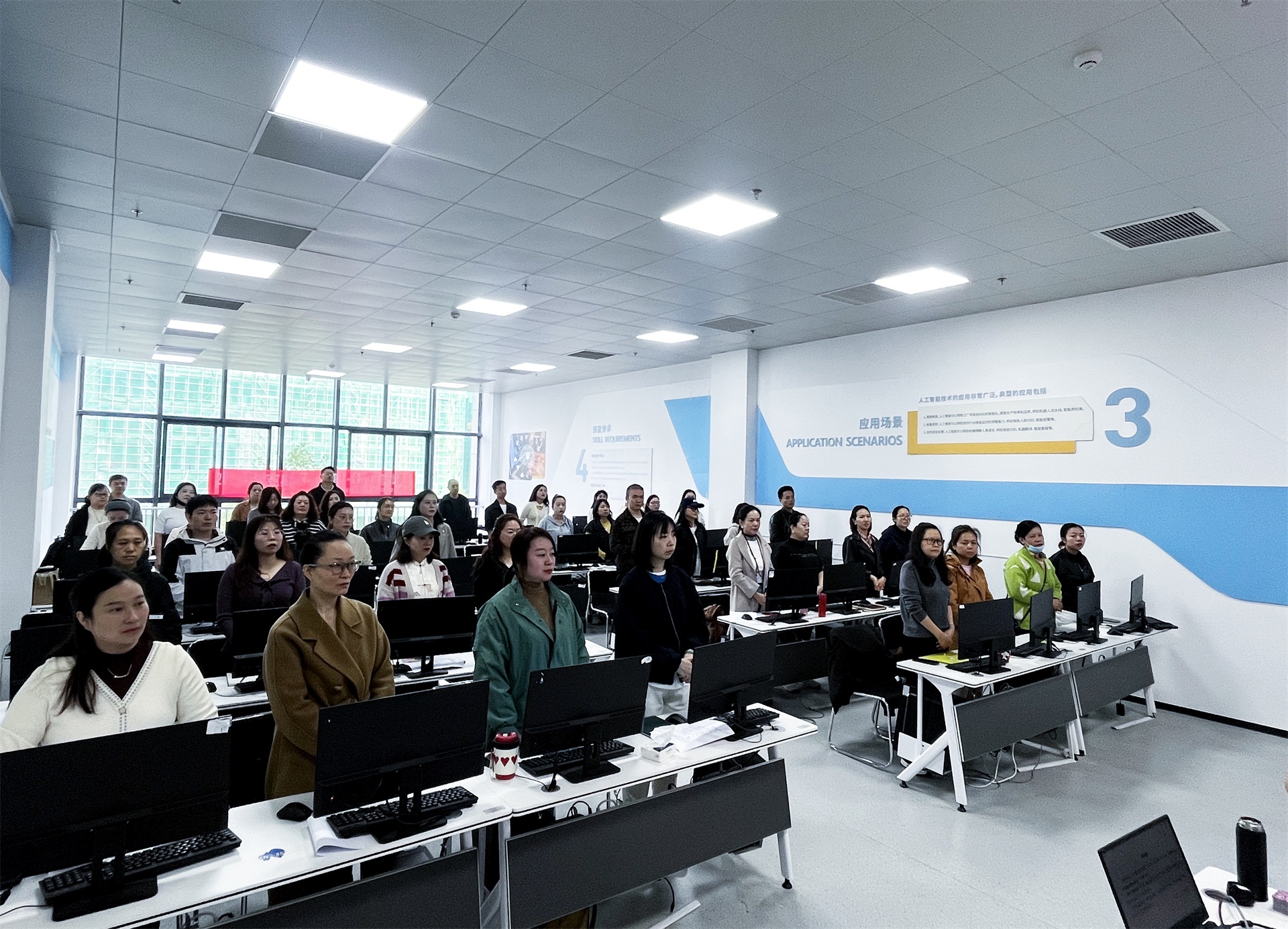 微信图片_20251027113300.jpg 微信图片_20251027113300.jpg