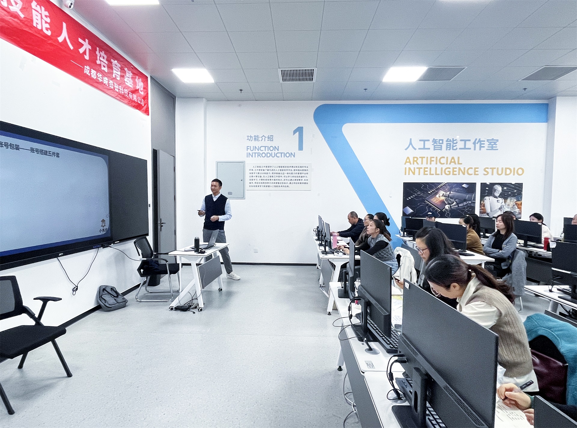 微信图片_20251027113325.jpg 微信图片_20251027113325.jpg