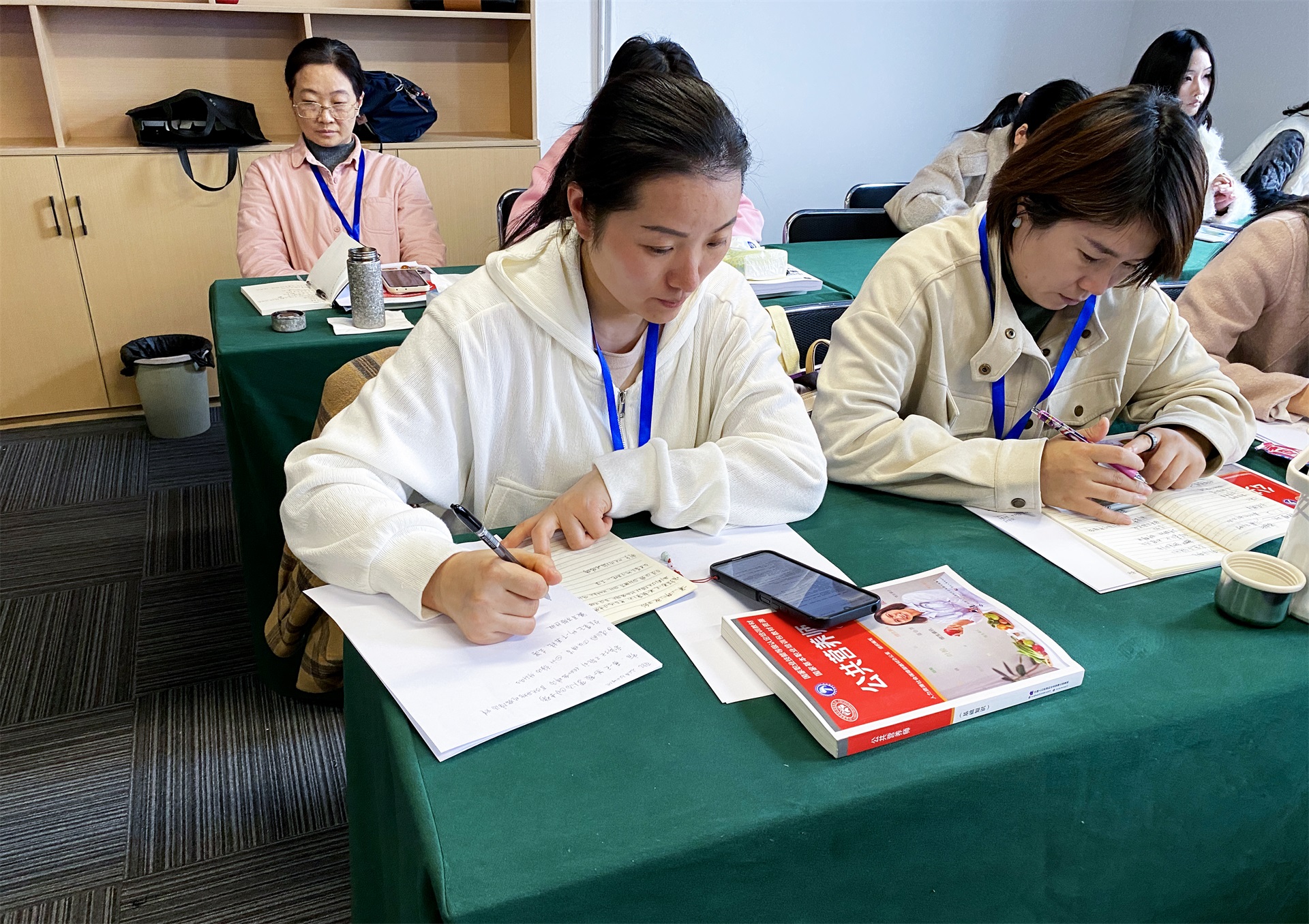 微信图片_20251027113722.jpg 微信图片_20251027113722.jpg