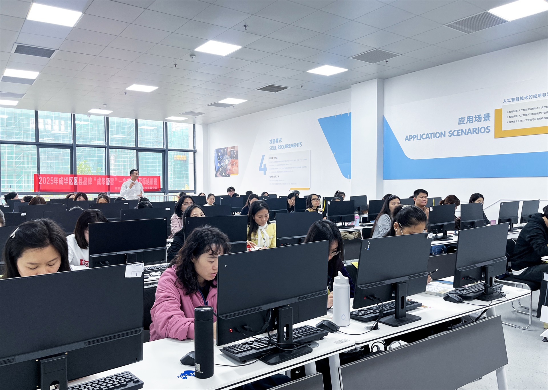 微信图片_20251107155829.jpg 微信图片_20251107155829.jpg