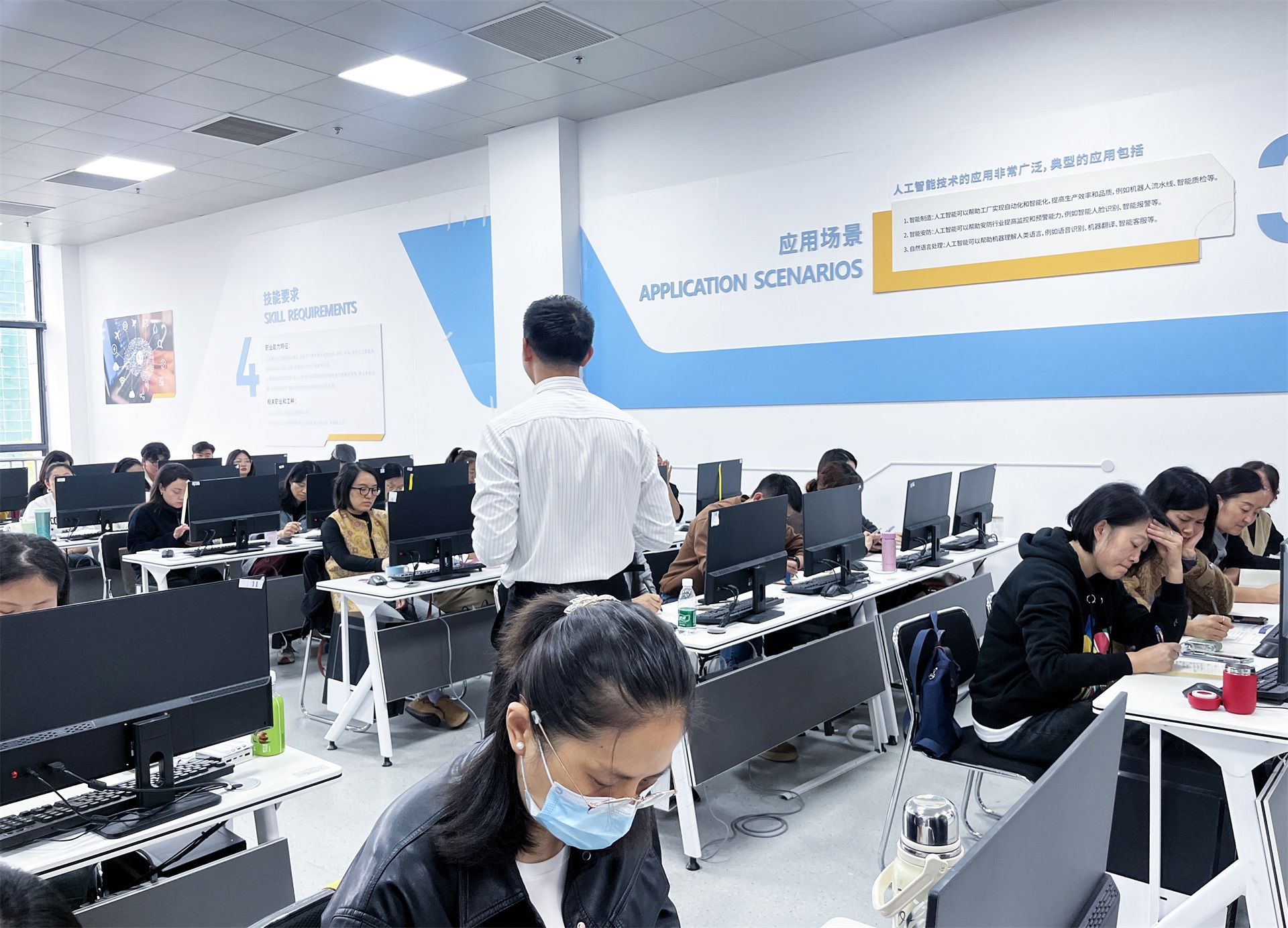 微信图片_20251107155821.jpg 微信图片_20251107155821.jpg